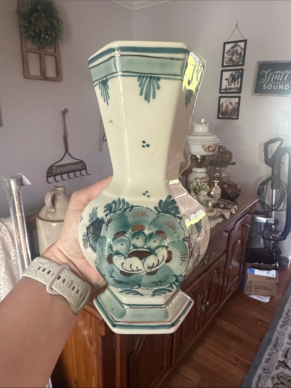 Delft green vase